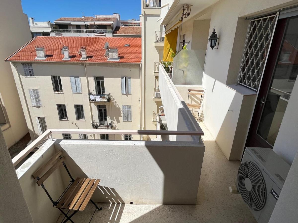 3P Central Refait A Neuf - Parking L430Cm X W275Cm Antibes Zewnętrze zdjęcie